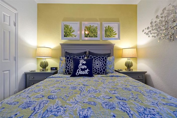 Image No.30-6 Bed Property for sale