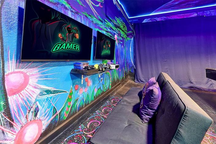 Image No.39-6 Bed Property for sale