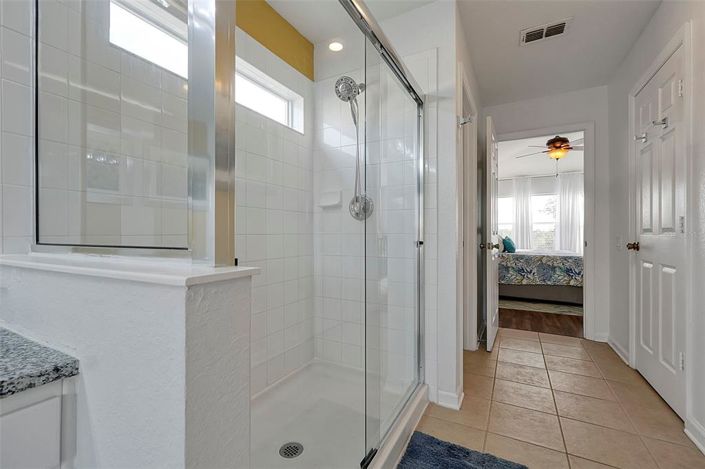 Image No.55-6 Bed Property for sale