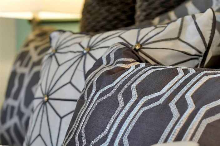 Image No.61-6 Bed Property for sale