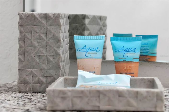 Image No.64-6 Bed Property for sale