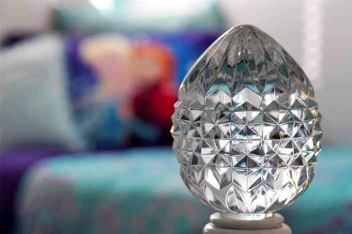 Image No.73-6 Bed Property for sale