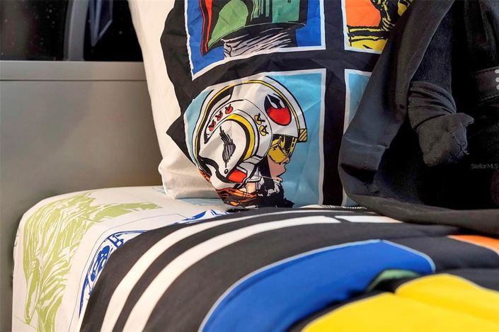 Image No.76-6 Bed Property for sale