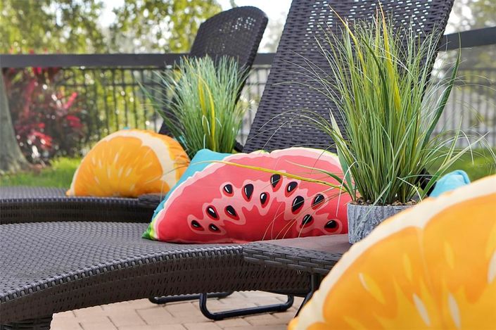 Image No.93-6 Bed Property for sale