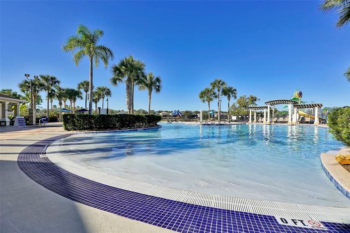 Image No.96-6 Bed Property for sale