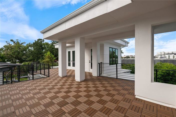 Image No.42-5 Bed Property for sale