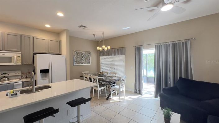 Image No.10-4 Bed Townhouse for sale