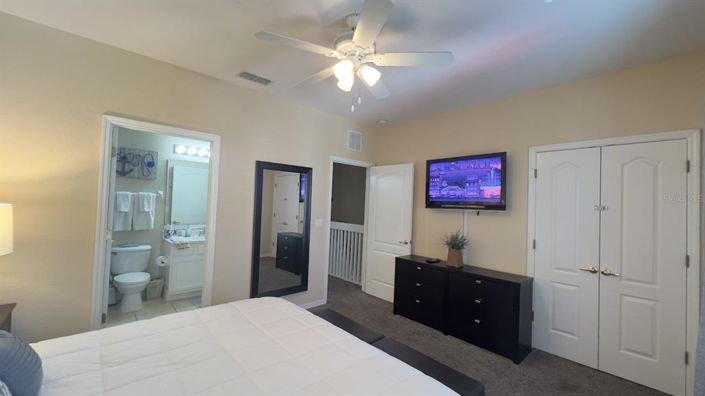 Image No.29-4 Bed Townhouse for sale