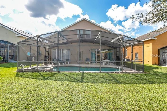 Image No.28-5 Bed Property for sale