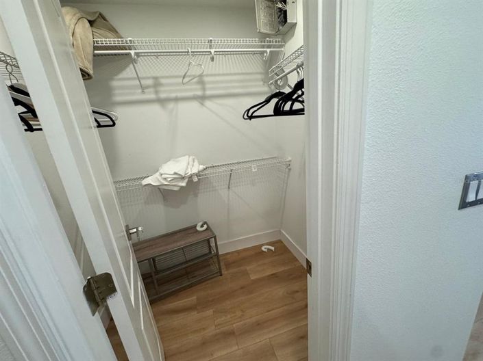 Image No.22-4 Bed Property for sale