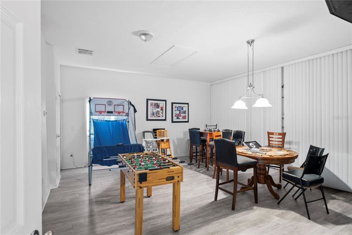 Image No.26-7 Bed Property for sale