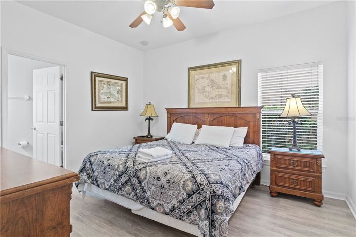 Image No.6-7 Bed Property for sale