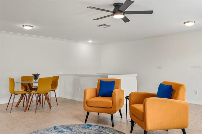 Image No.9-2 Bed Property for sale