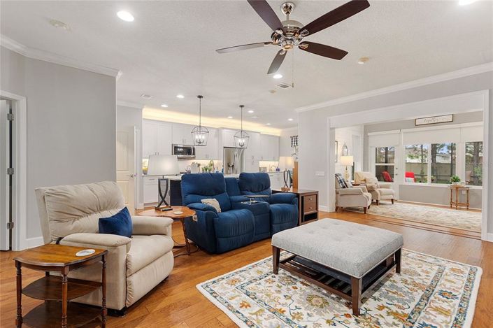 Image No.14-3 Bed Property for sale