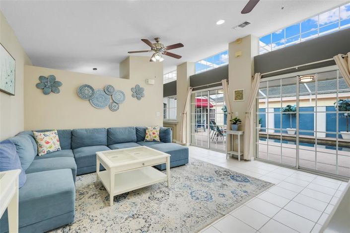 Image No.8-Propriété de 5 chambres à vendre à Kissimmee