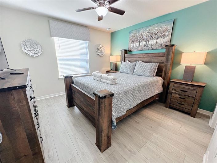 Image No.35-6 Bed Property for sale