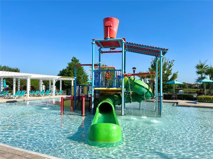 Image No.52-6 Bed Property for sale