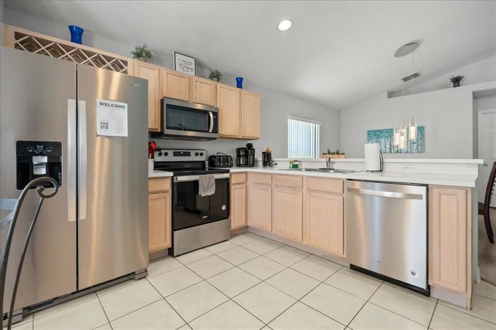 Image No.17-4 Bed Property for sale