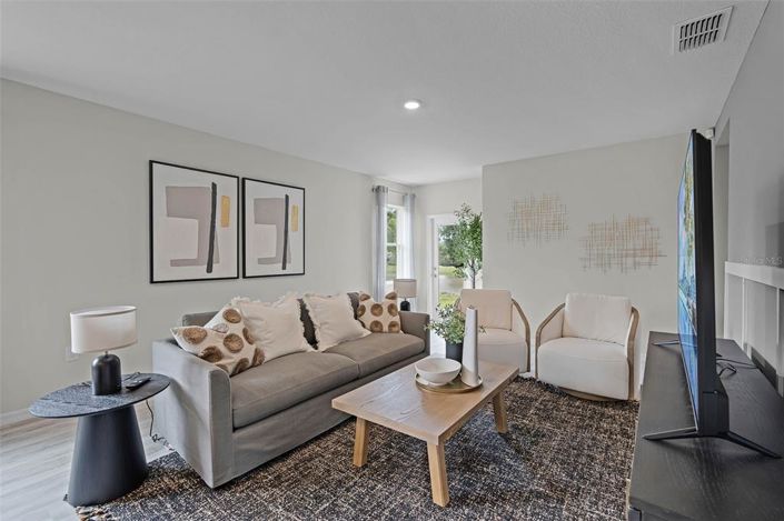 Image No.4-4 Bed Property for sale