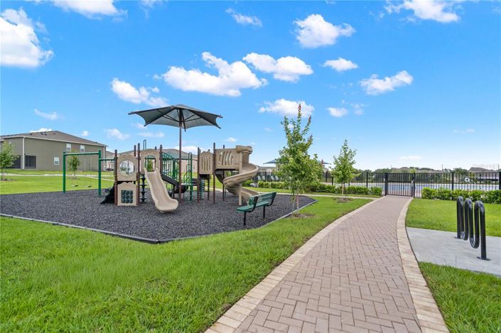 Image No.24-3 Bed Townhouse for sale