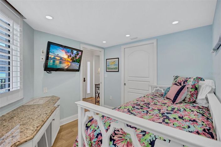 Image No.11-3 Bed Property for sale