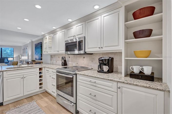 Image No.14-3 Bed Property for sale