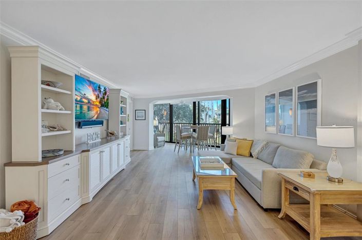 Image No.28-3 Bed Property for sale