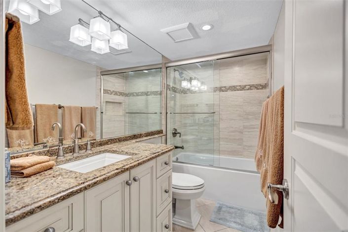 Image No.38-3 Bed Property for sale