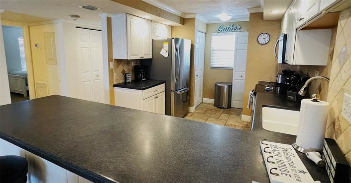 Image No.14-2 Bed Property for sale