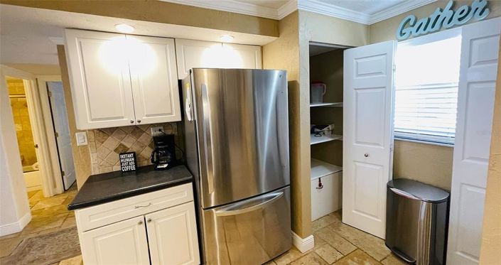 Image No.15-2 Bed Property for sale