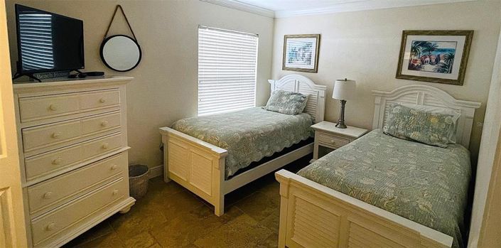 Image No.37-2 Bed Property for sale