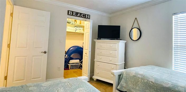 Image No.42-2 Bed Property for sale