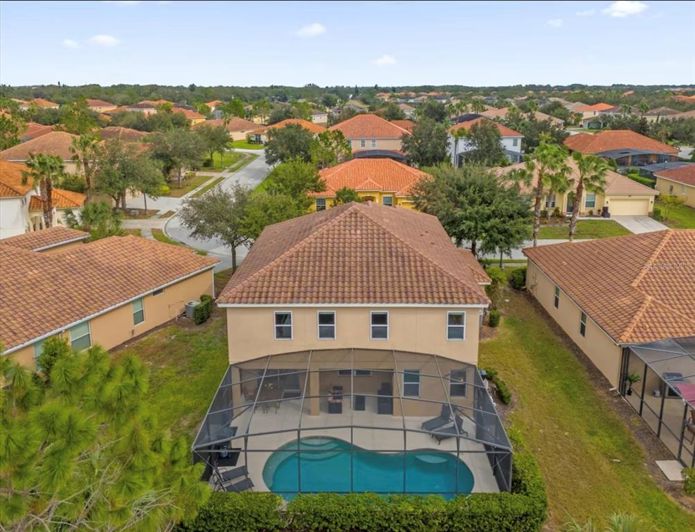 Image No.3-6 Bed Property for sale