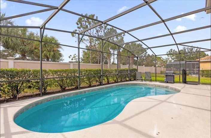 Image No.40-6 Bed Property for sale