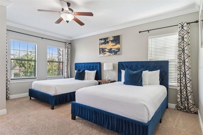 Image No.15-5 Bed Property for sale