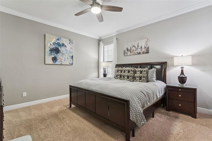 Image No.17-5 Bed Property for sale