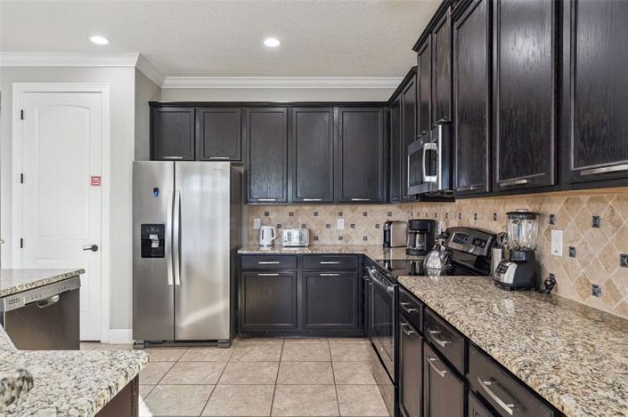 Image No.19-5 Bed Property for sale