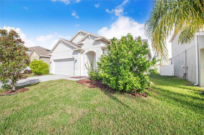 Image No.4-4 Bed Property for sale