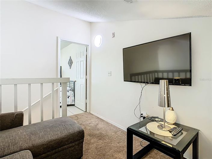 Image No.20-2 Bed Townhouse for sale