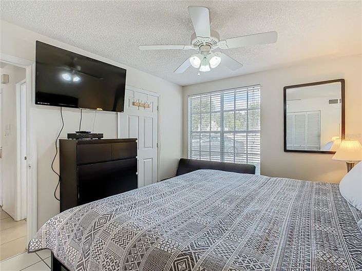 Image No.28-2 Bed Townhouse for sale