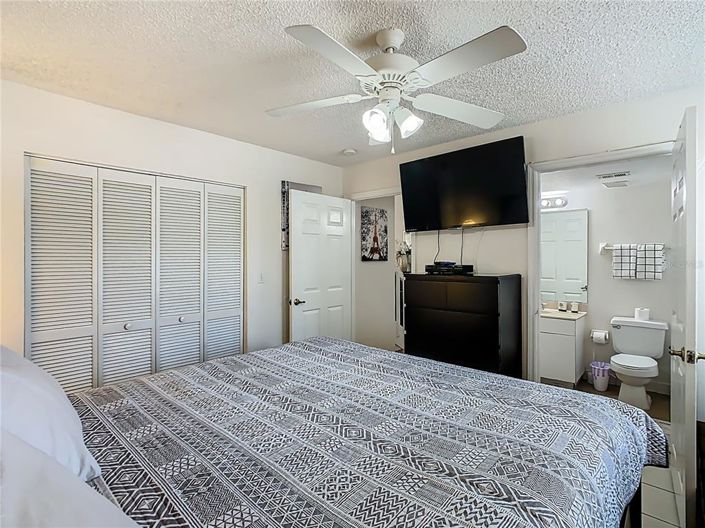 Image No.30-2 Bed Townhouse for sale