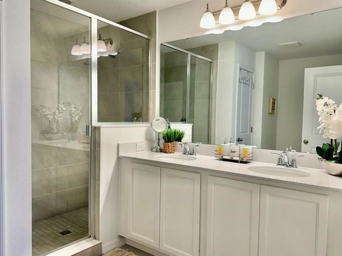 Image No.11-3 Bed Townhouse for sale