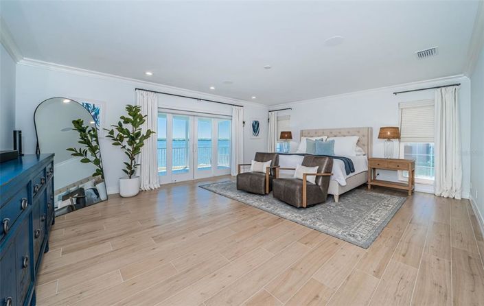 Image No.42-Propriété de 4 chambres à vendre à Floride