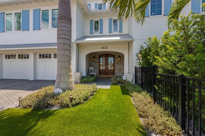 Image No.5-5 Bed Property for sale