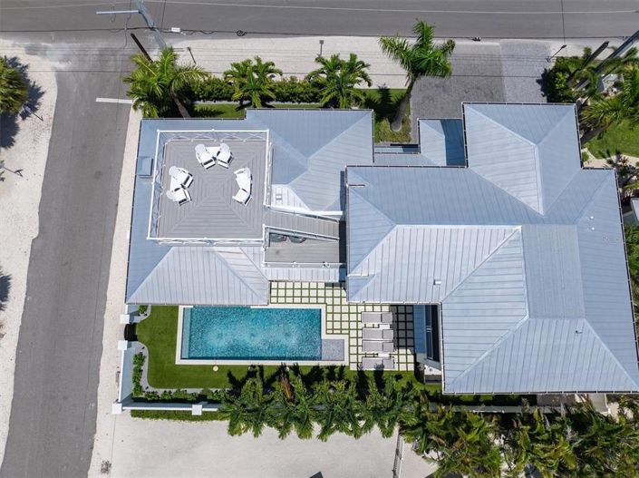 Image No.72-5 Bed Property for sale