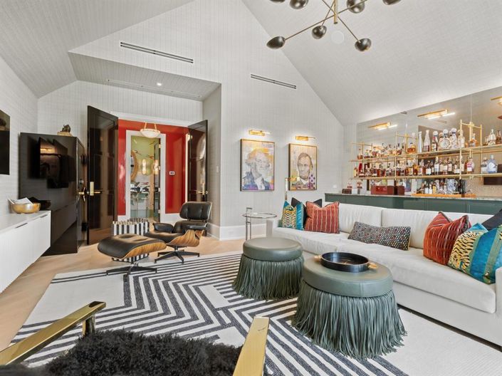 Image No.23-4 Bed Property for sale