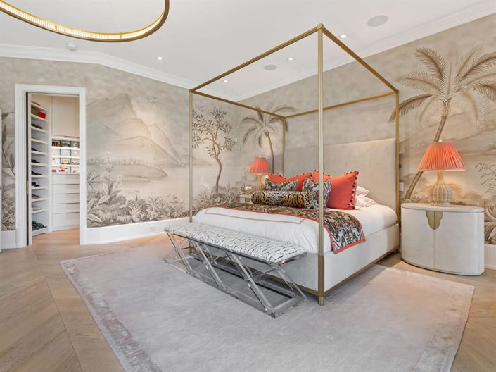 Image No.25-4 Bed Property for sale