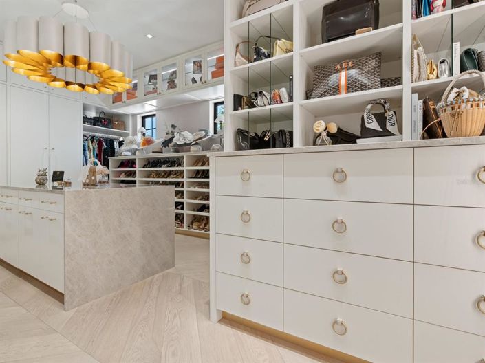 Image No.31-4 Bed Property for sale