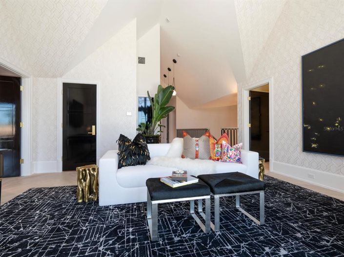 Image No.36-4 Bed Property for sale