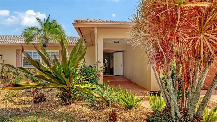 Image No.14-3 Bed Property for sale